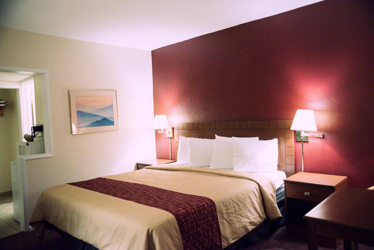 Red Roof Inn בליית' מראה חיצוני תמונה
