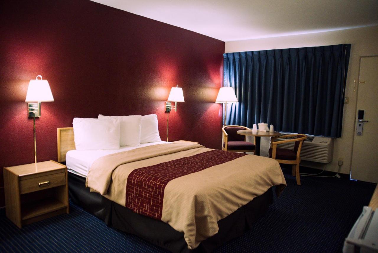 Red Roof Inn בליית' מראה חיצוני תמונה